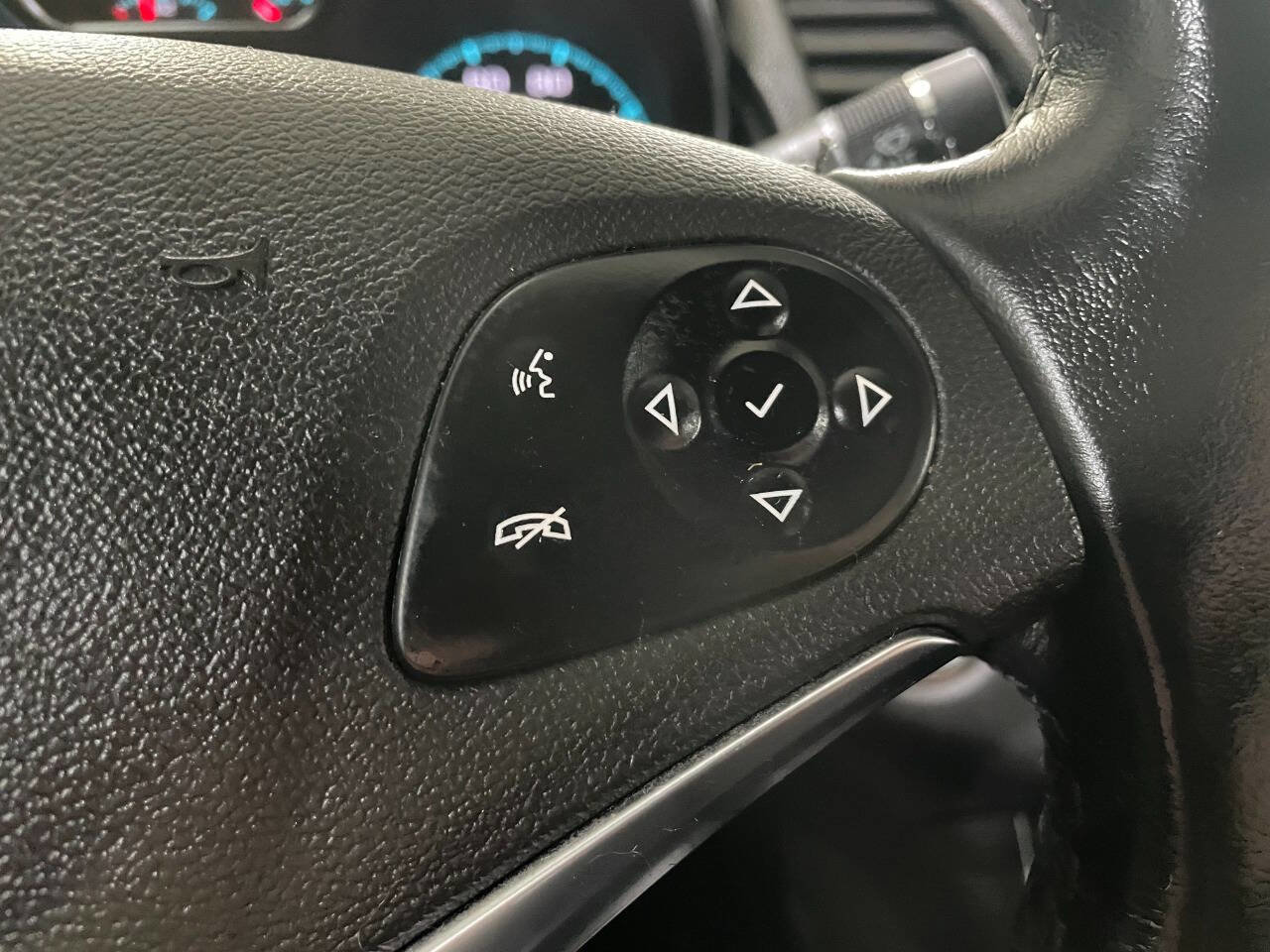 Used 2020 Chevrolet Impala LT image 38