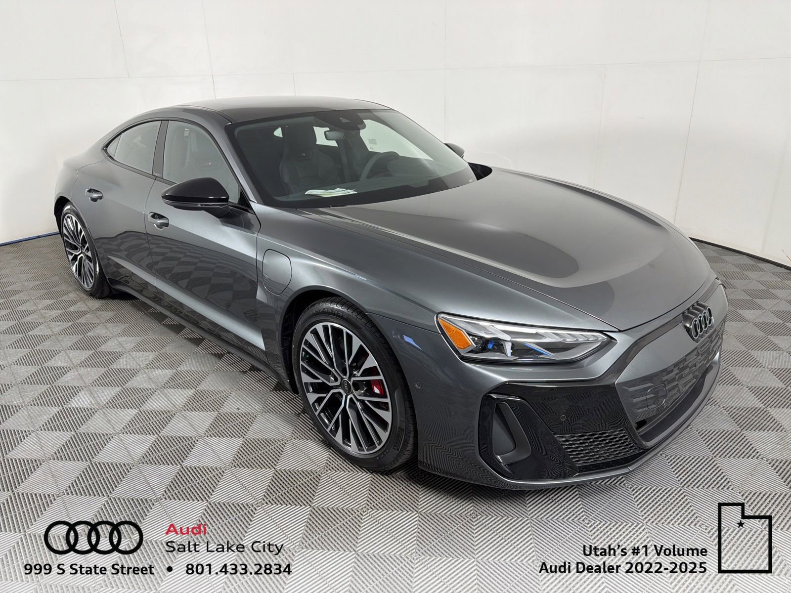 New 2026 Audi S e-tron GT Prestige AWD/4WD image 1