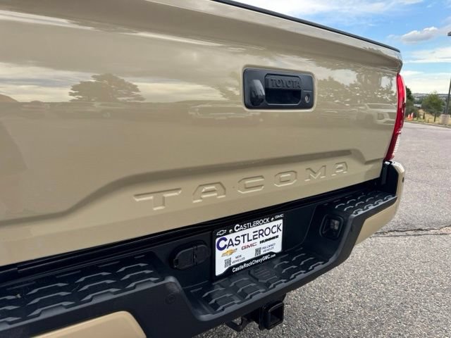 Used 2019 Toyota Tacoma TRD Off-Road w/ Technology Package AWD/4WD image 20