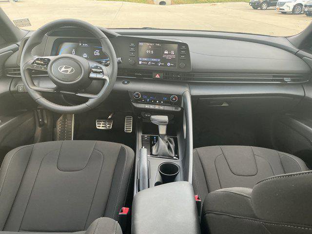 New 2025 Hyundai Elantra Sport image 5