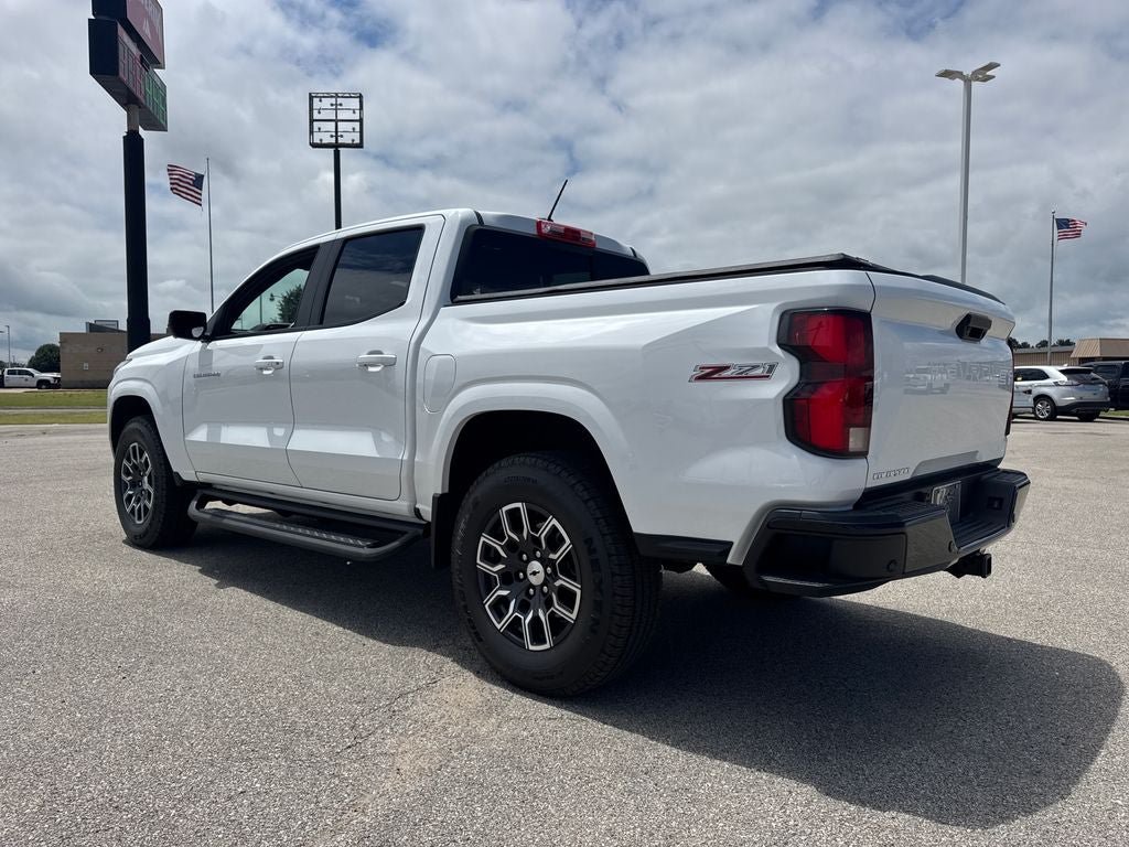 Used 2024 Chevrolet Colorado Z71 w/ Z71 Convenience Package 2 AWD/4WD image 4
