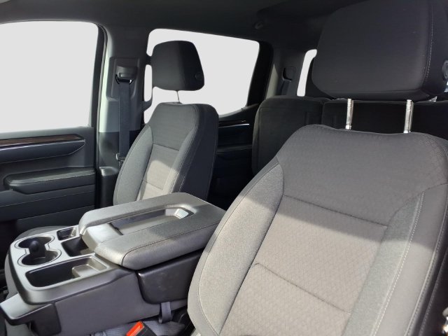 Used 2024 Chevrolet Silverado 1500 LT AWD/4WD image 9