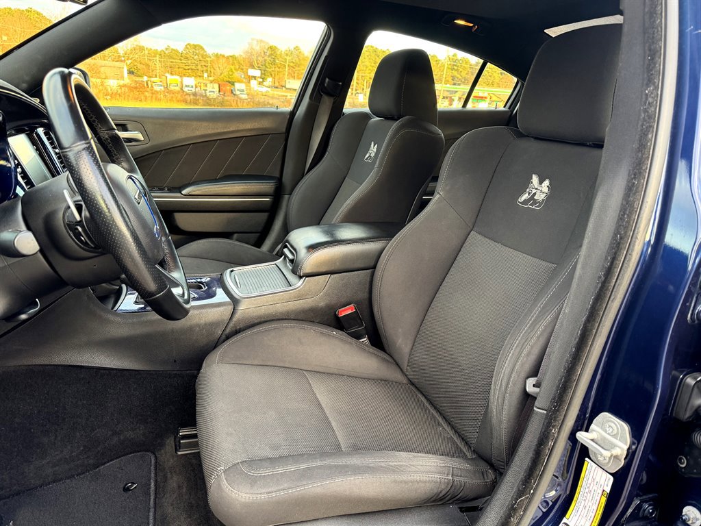 Used 2016 Dodge Charger R/T Scat Pack image 3