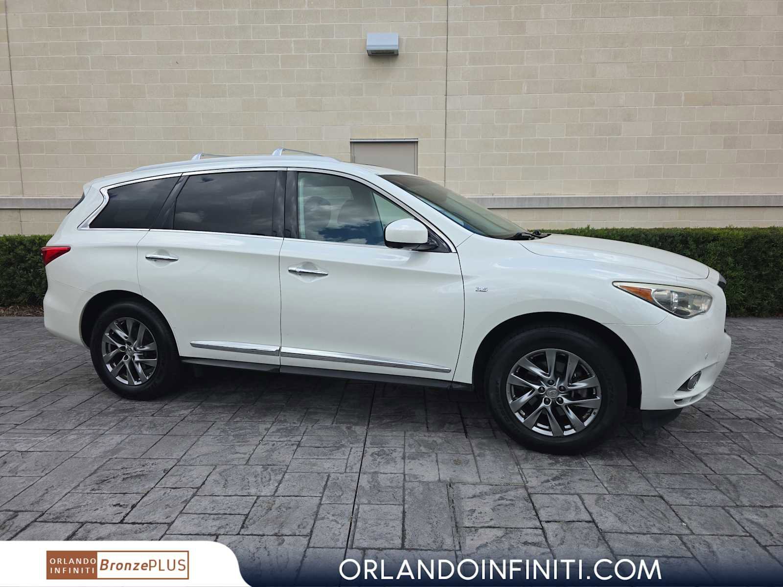 Used 2015 INFINITI QX60 FWD w/ Premium Plus Package image 1