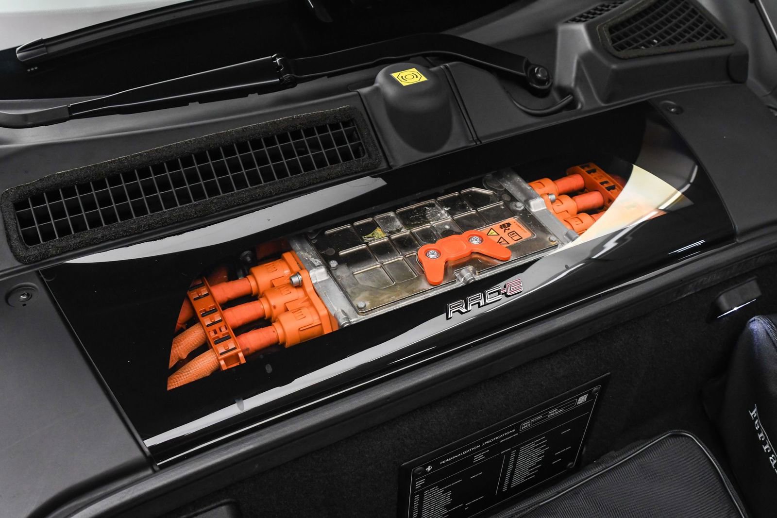 Used 2023 Ferrari SF90 Spider Bianco Avus image 32