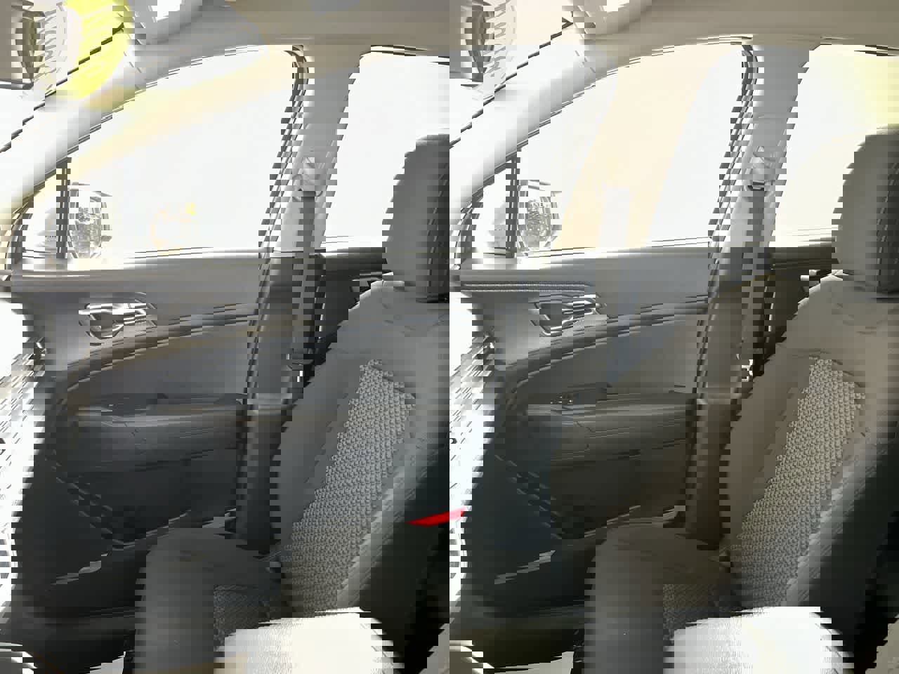 Used 2024 Kia Sportage LX image 25