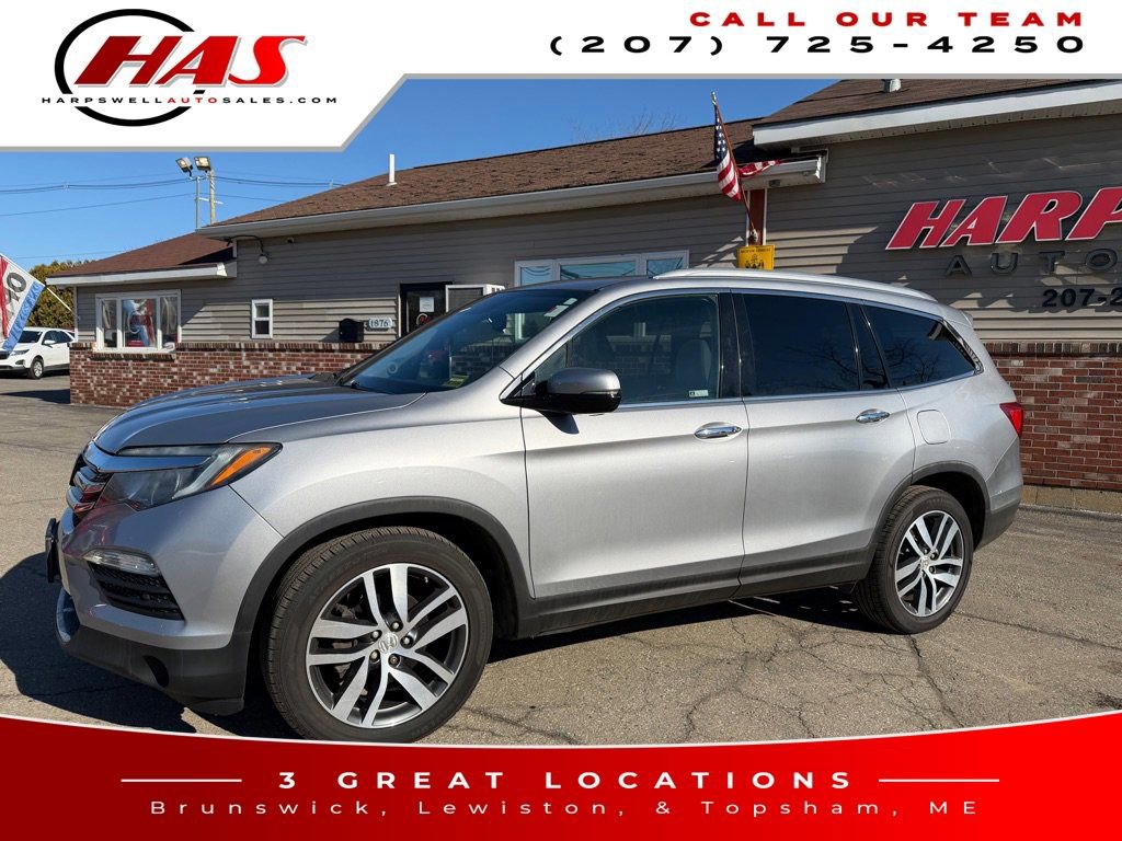 Used 2017 Honda Pilot Touring image 2