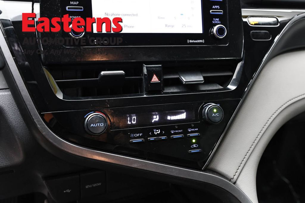 Used 2021 Toyota Camry SE FWD image 20