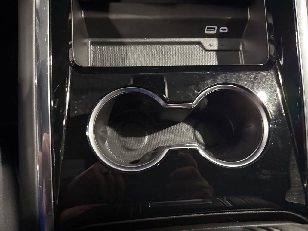 Used 2025 Chevrolet Tahoe High Country w/ Sun And Tow Package image 14