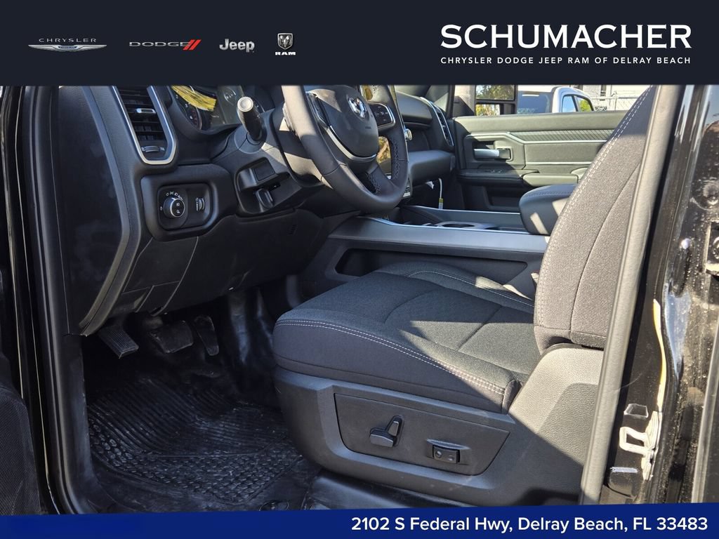 New 2026 RAM 2500 Big Horn AWD/4WD image 13