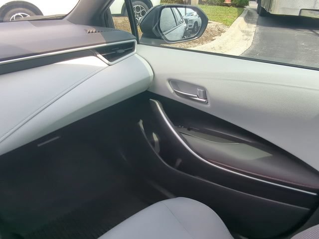 Used 2025 Toyota Corolla SE FWD image 18