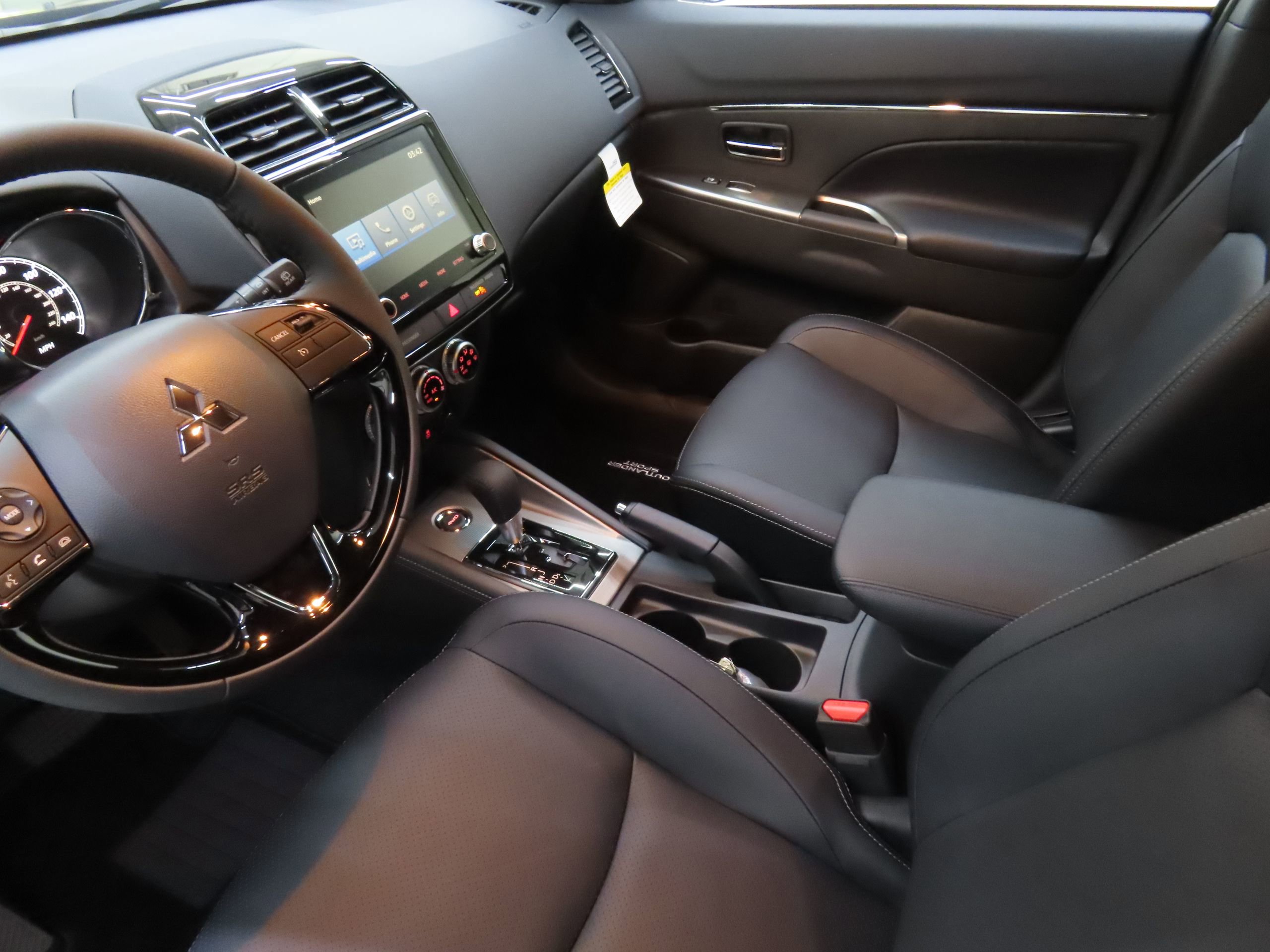 New 2025 Mitsubishi Outlander Sport SEL AWD/4WD image 19