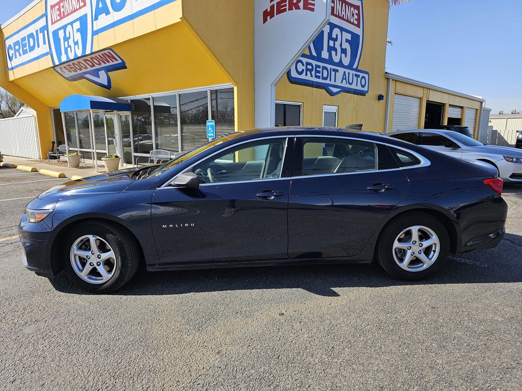 Used 2017 Chevrolet Malibu LS image 25