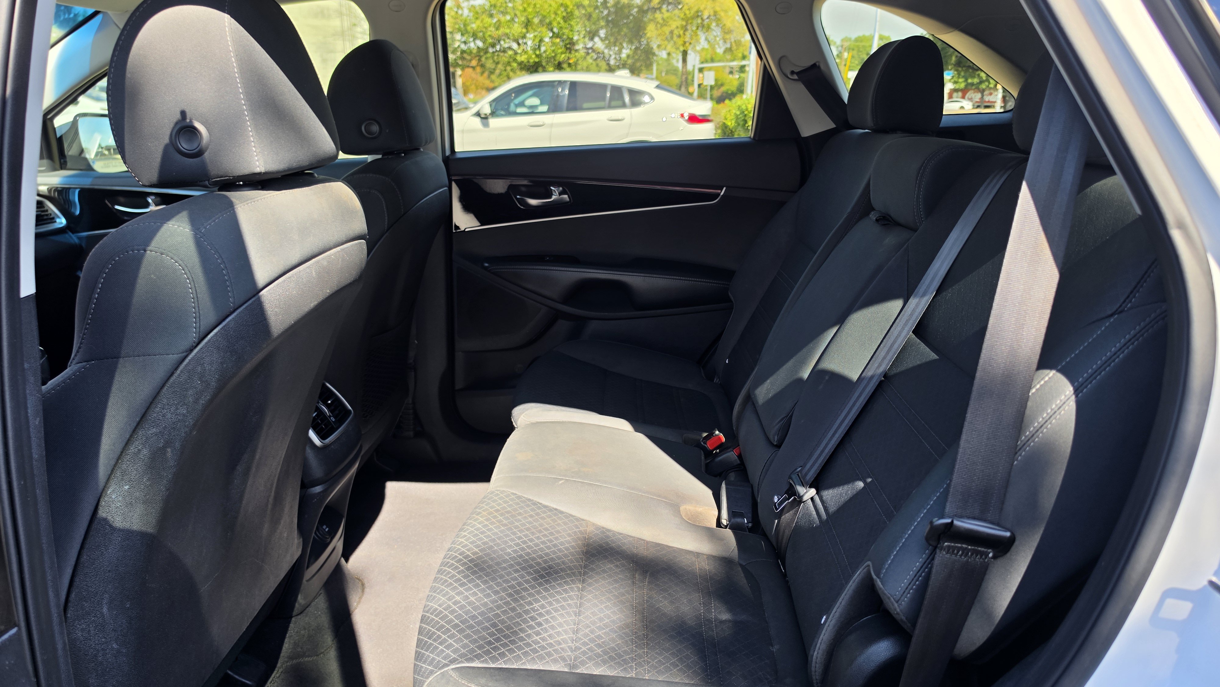 Used 2020 Kia Sorento L FWD image 22