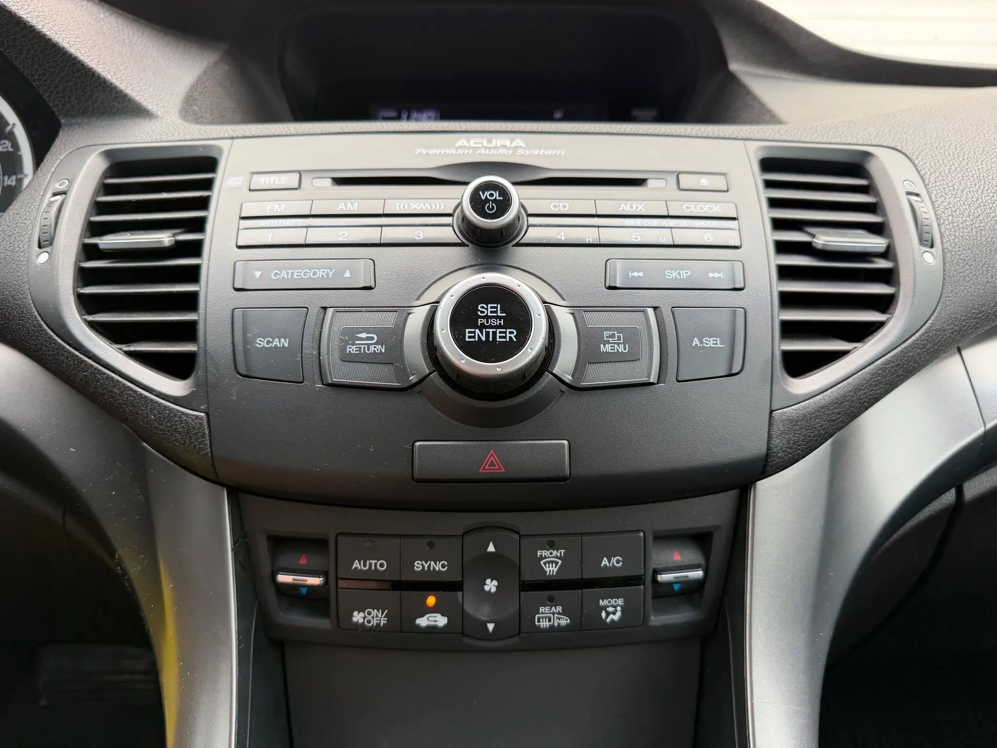 Used 2011 Acura TSX Sedan image 30