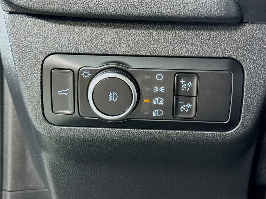 Used 2025 Ford Escape Platinum AWD/4WD image 20
