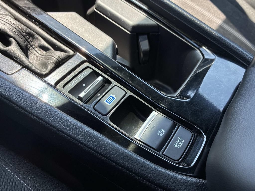 Used 2024 Honda Accord Sport image 31