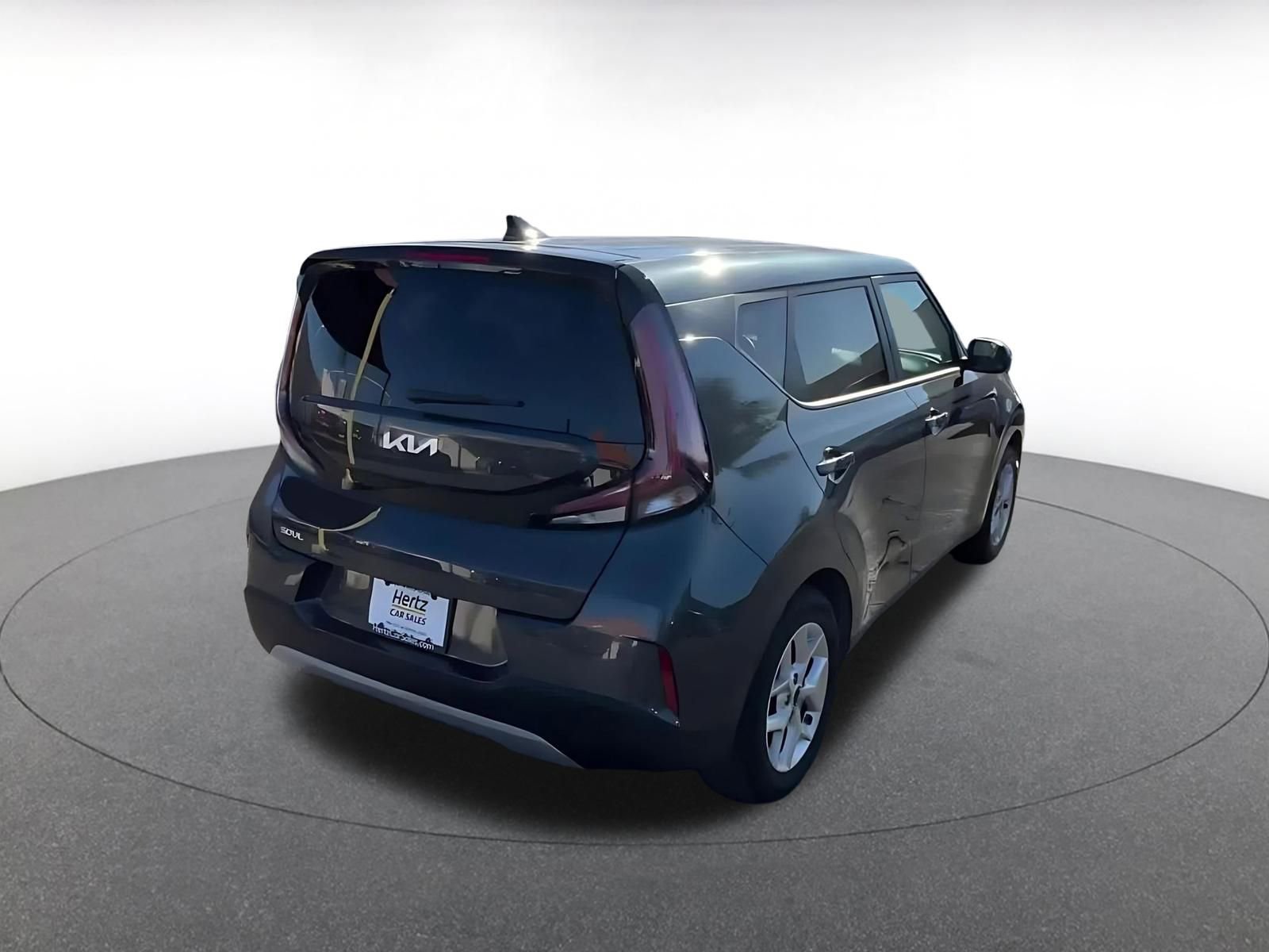 Used 2025 Kia Soul LX w/ LX Technology Package FWD image 15