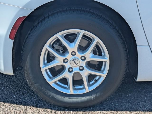 Used 2023 Chrysler Pacifica Touring-L FWD image 9