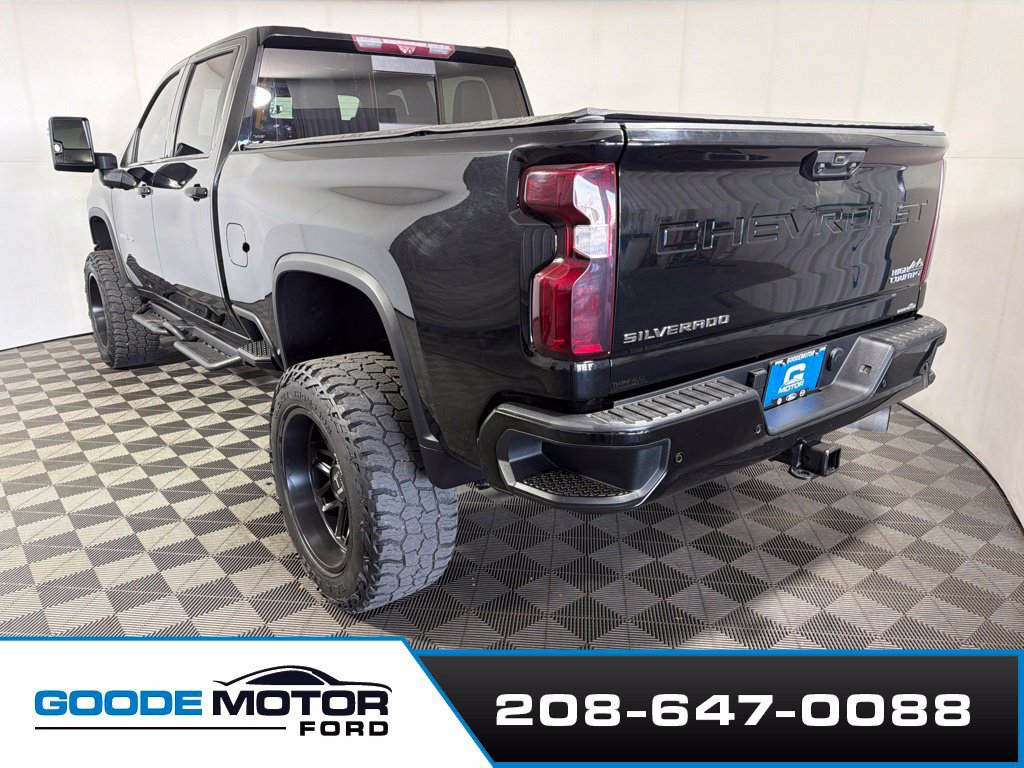 Used 2021 Chevrolet Silverado 3500 High Country w/ Technology Package AWD/4WD image 6