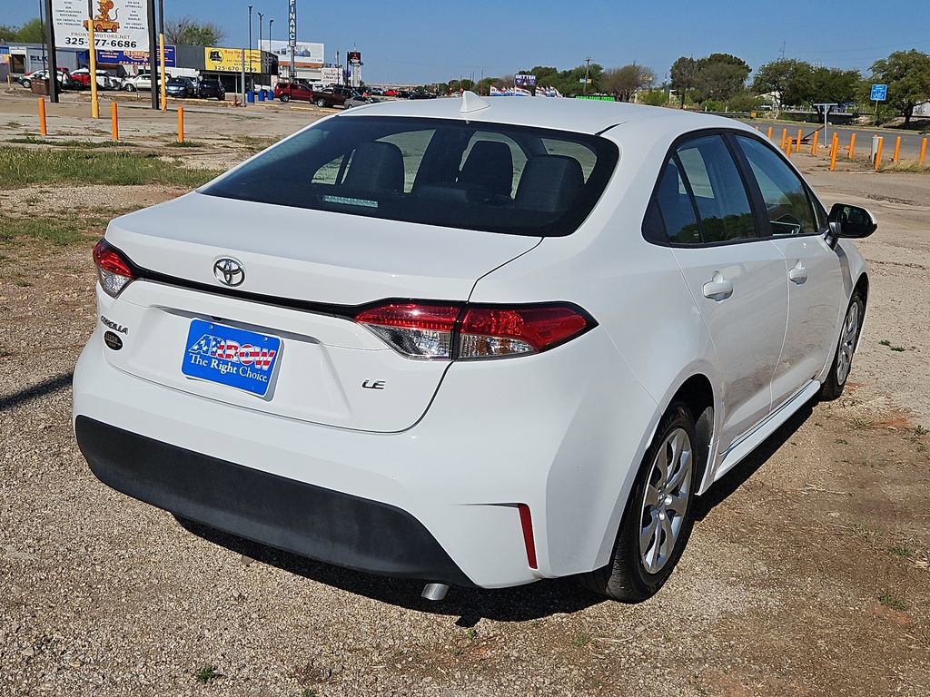 Used 2025 Toyota Corolla LE image 10