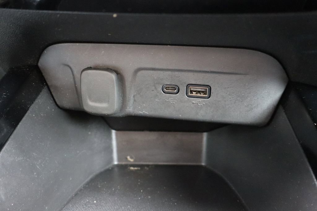 Used 2024 Chevrolet Trax LT image 16