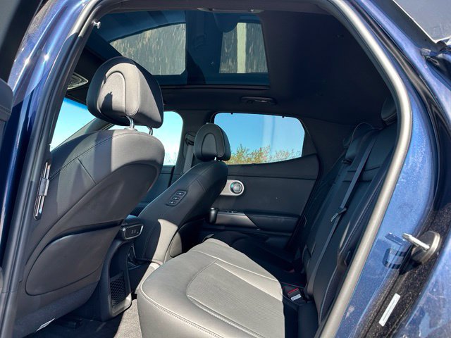 Used 2025 Genesis GV60 Advanced AWD/4WD image 15