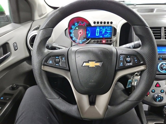 Used 2015 Chevrolet Sonic LT image 18