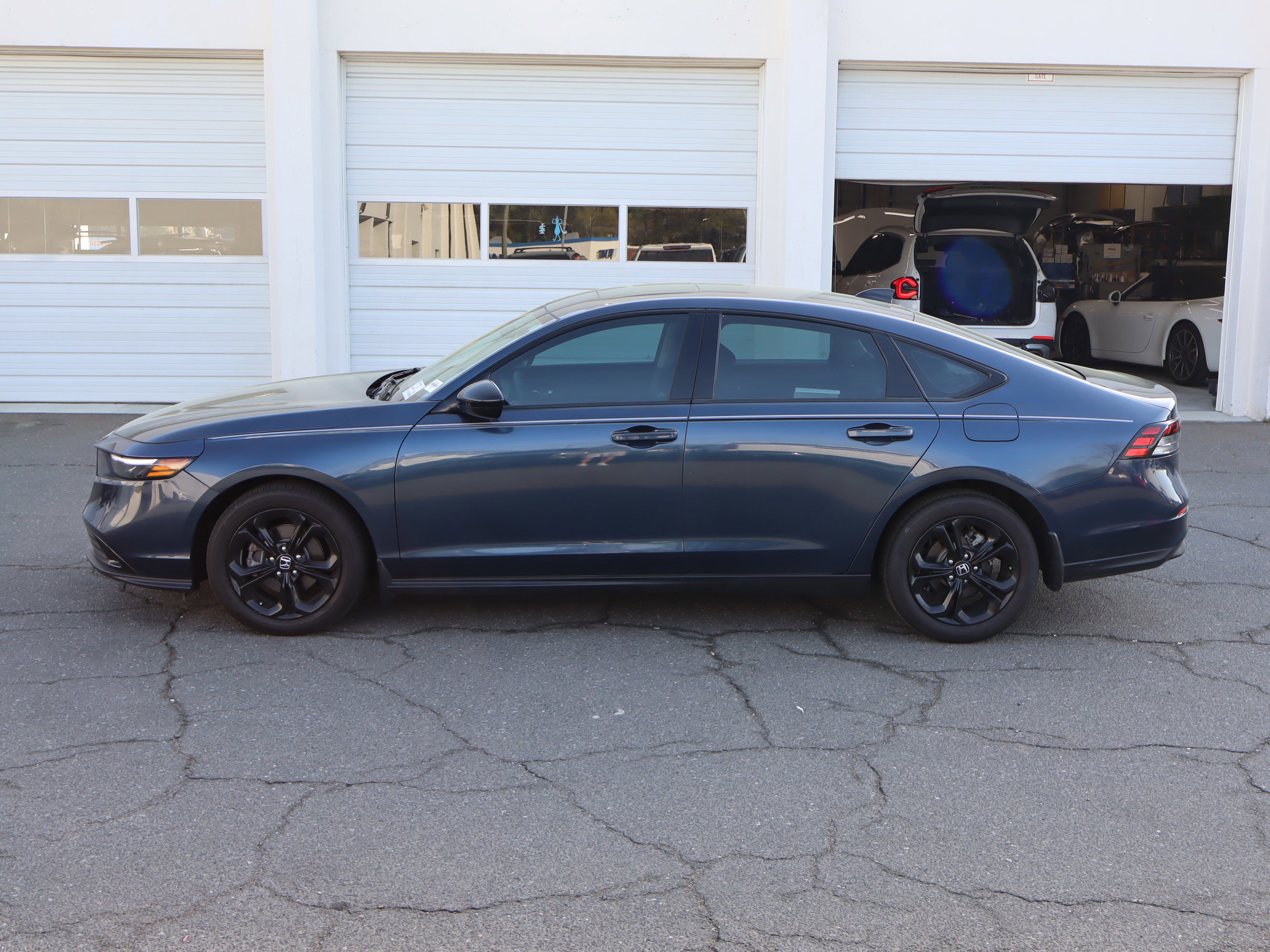 Used 2025 Honda Accord SE image 7