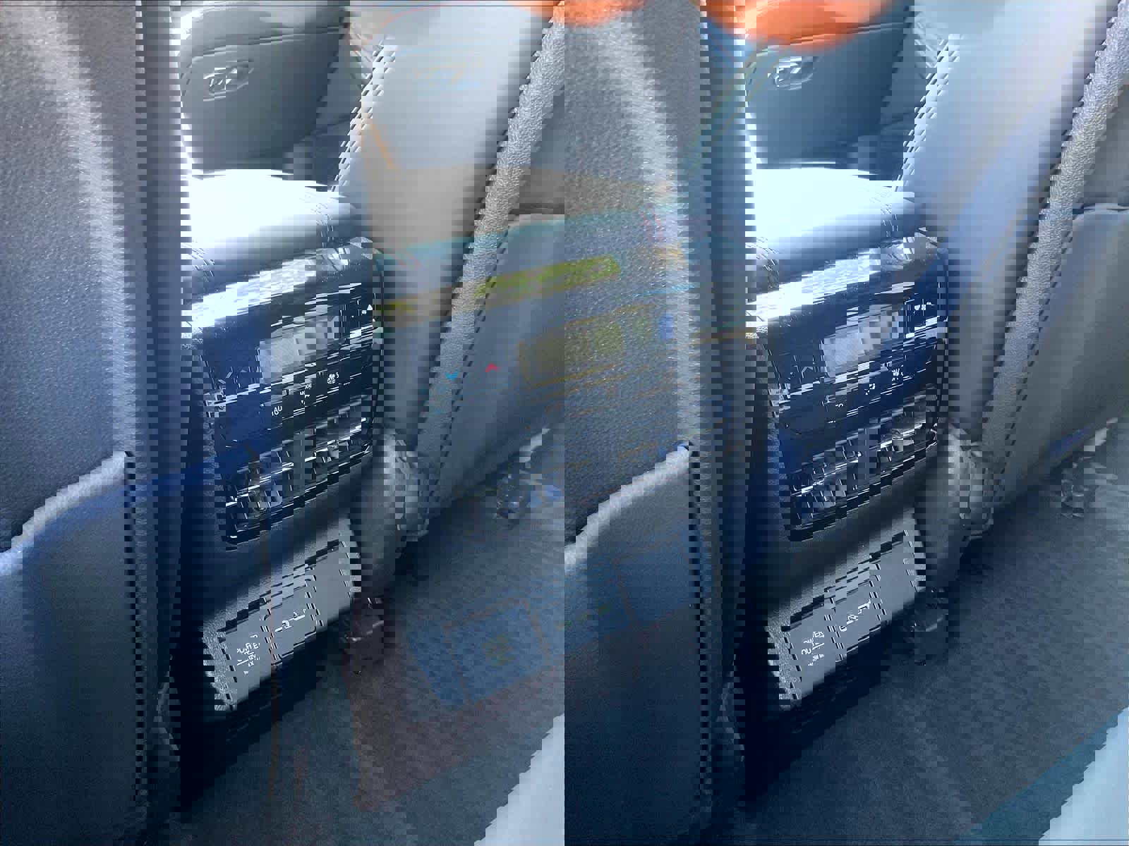 Used 2025 Acura MDX A-Spec image 35