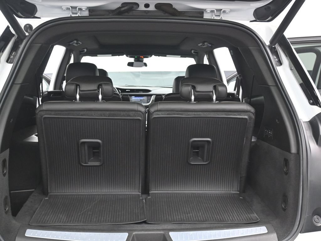 Used 2020 Cadillac XT6 Premium Luxury AWD/4WD image 11