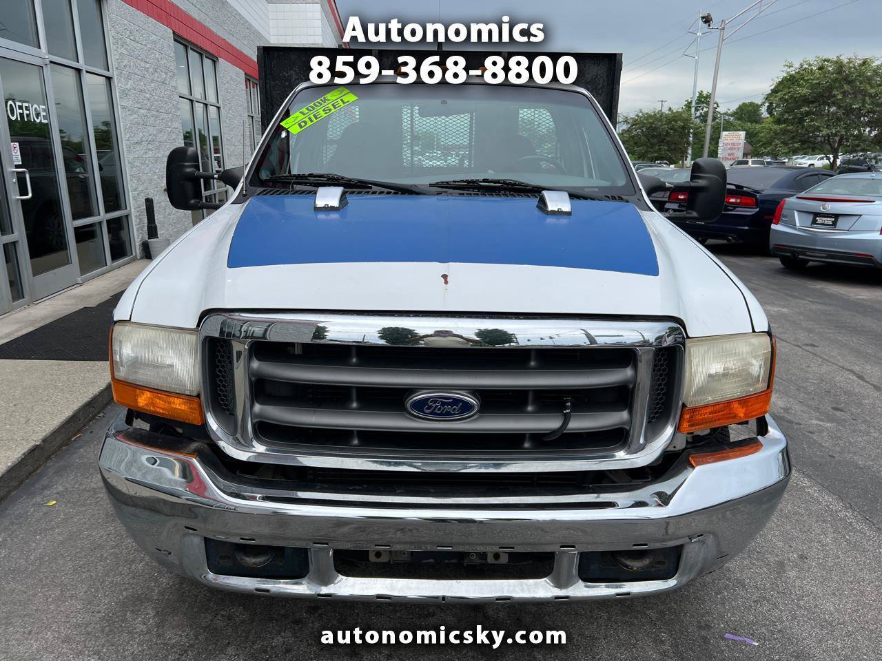 Used 2000 Ford F350 Lariat RWD image 1