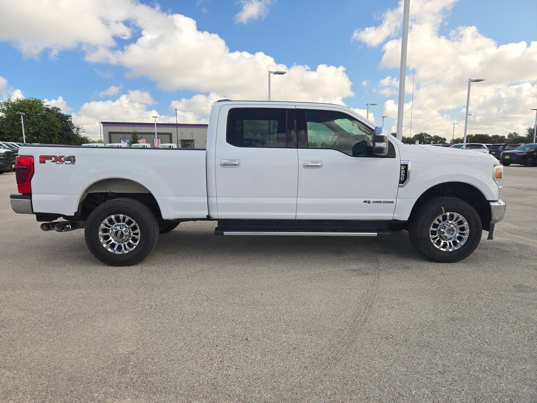 Used 2020 Ford F250 XLT w/ XLT Premium Package AWD/4WD image 2