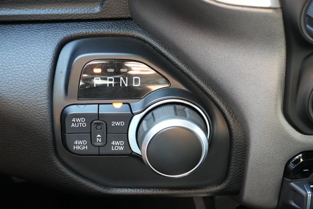 Used 2021 RAM 1500 4x4 Crew Cab image 42