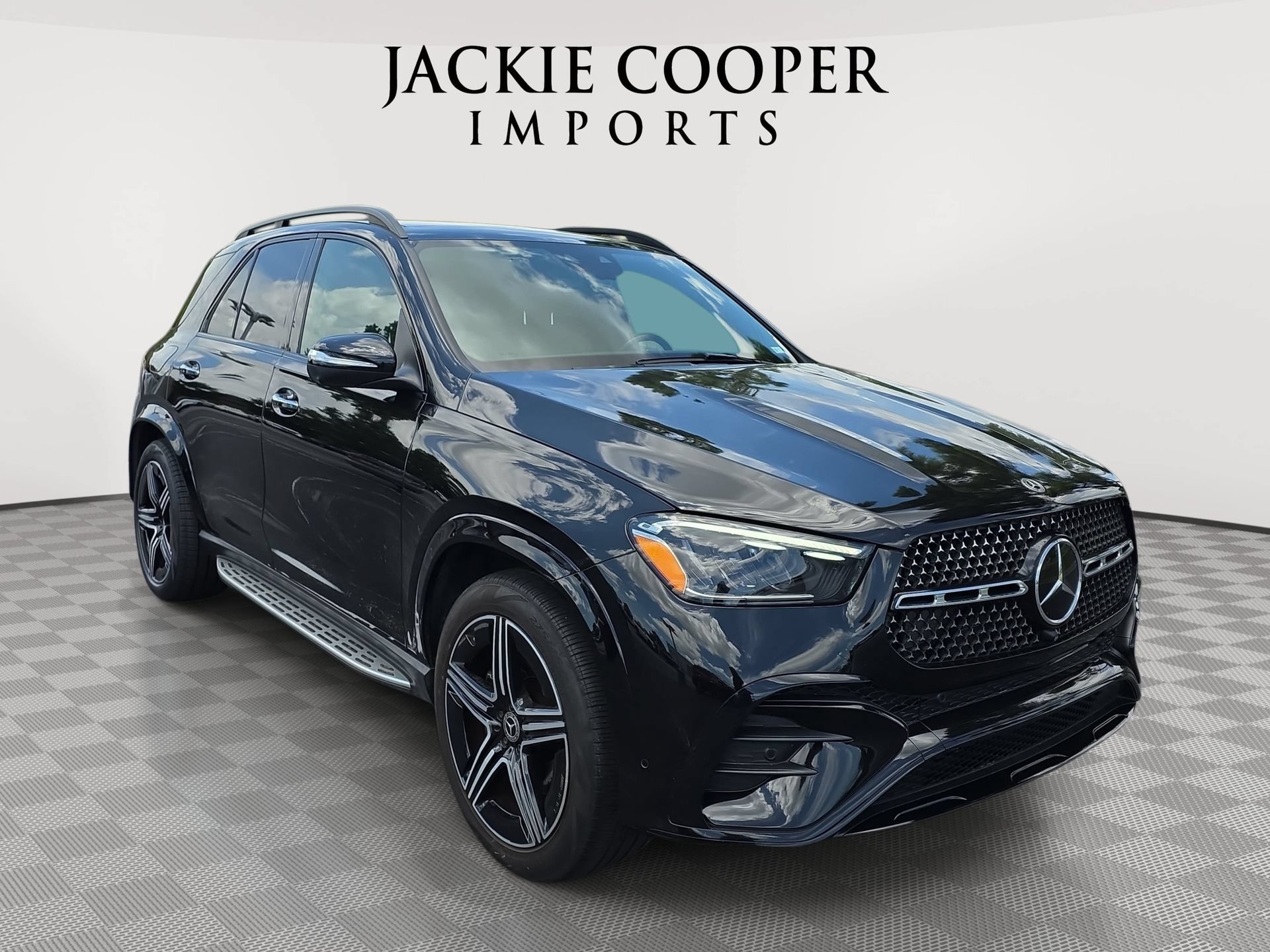 Used 2024 Mercedes-Benz GLE 450 4MATIC image 3