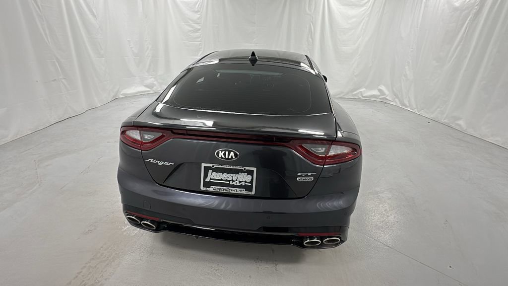 Used 2018 Kia Stinger GT image 4