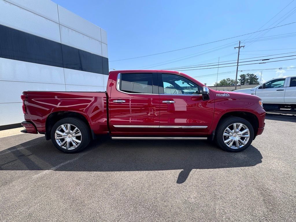 Used 2024 Chevrolet Silverado 1500 High Country AWD/4WD image 5
