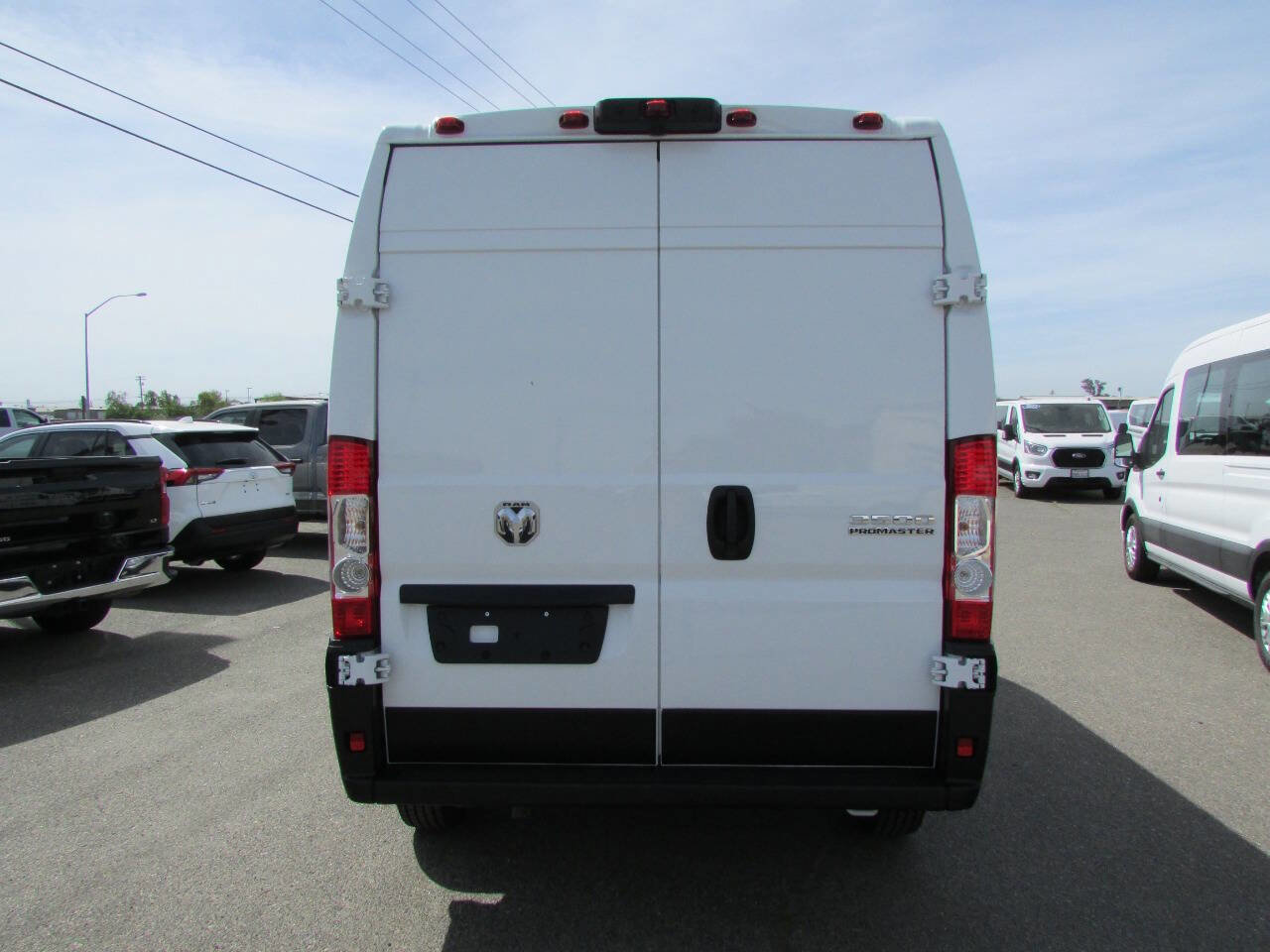 Used 2025 RAM ProMaster 3500 w/ Convenience Group FWD image 8