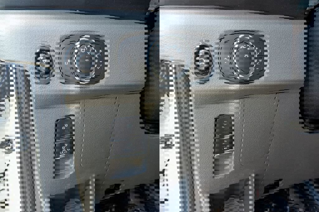 Used 2024 Ford Transit 250 Low Roof w/ Exterior Upgrade Package image 10