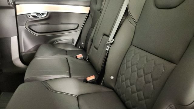 New 2026 Volvo XC90 T8 Plus w/ Protection Package AWD/4WD image 29