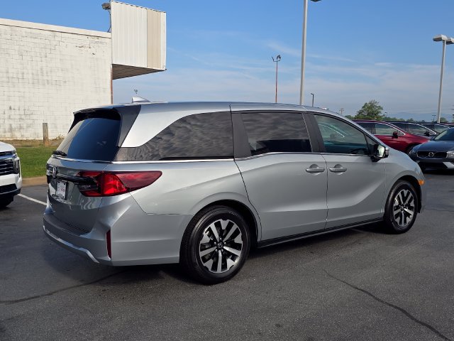 Used 2025 Honda Odyssey EX-L image 3