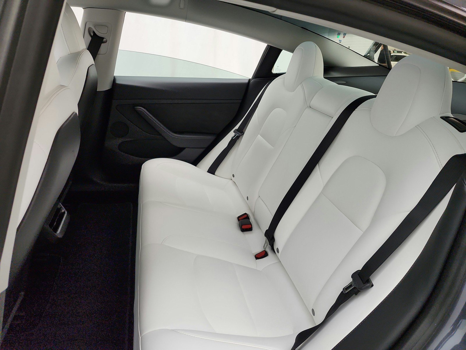Used 2022 Tesla Model 3 Long Range AWD/4WD image 15