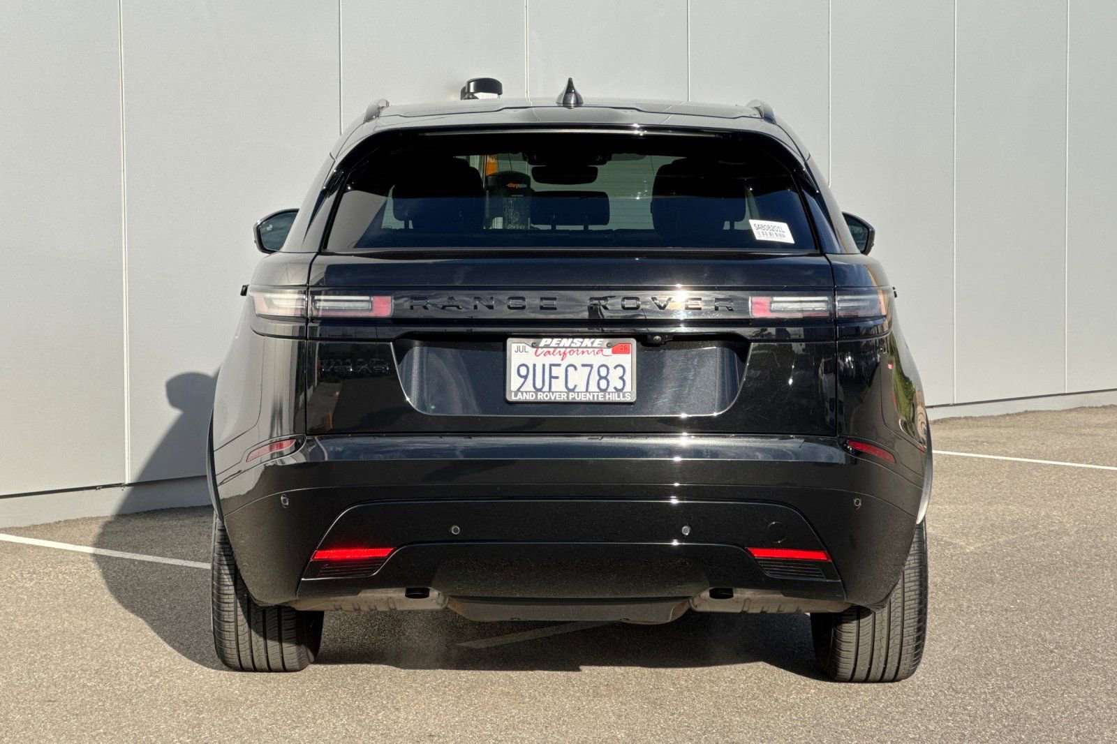 Used 2025 Land Rover Range Rover Velar Dynamic SE image 4