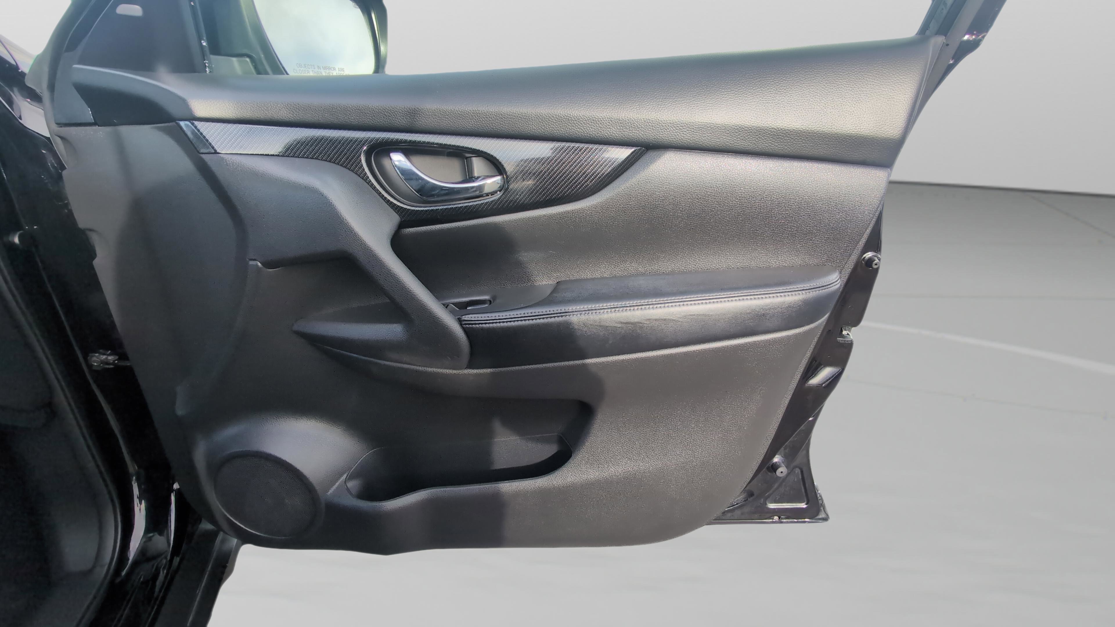 Used 2018 Nissan Rogue SL AWD/4WD image 21