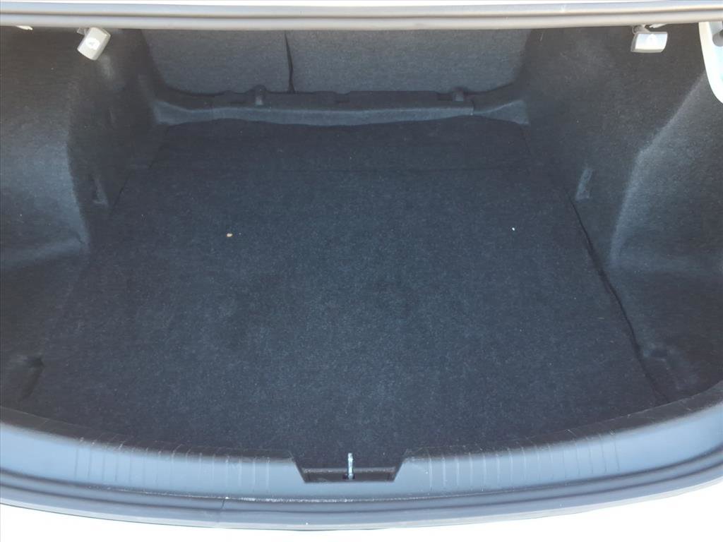 Used 2024 Chevrolet Malibu LT image 11