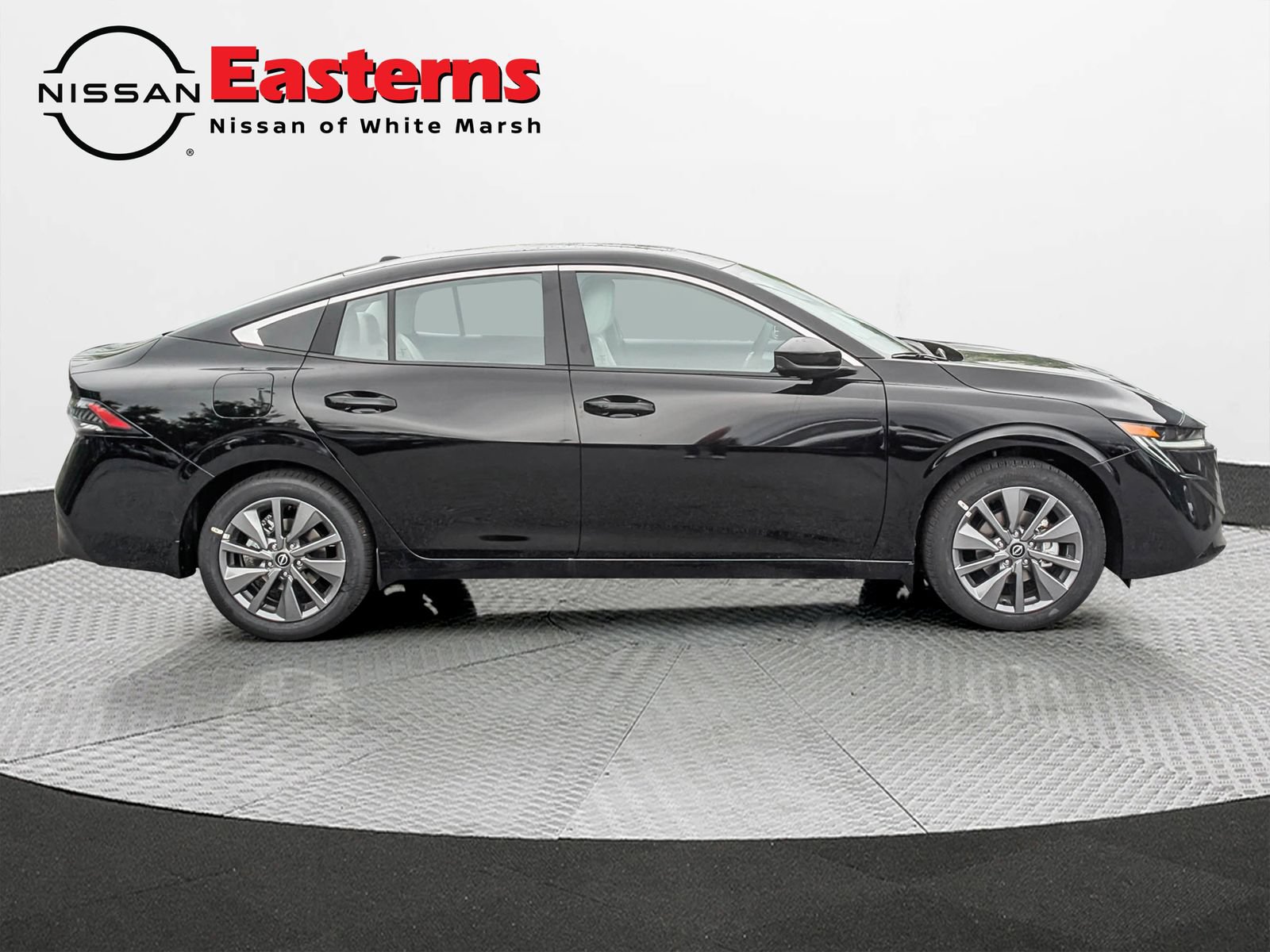 New 2026 Nissan Sentra SL w/ Floor Mat Package FWD image 5