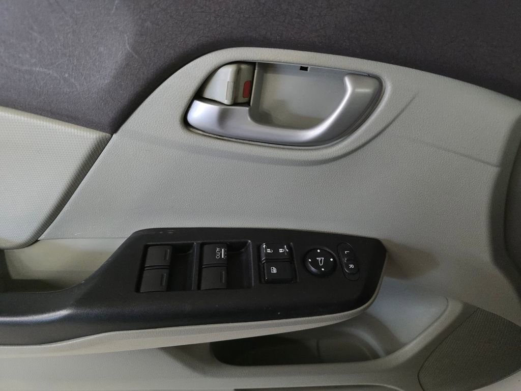 Used 2012 Honda Civic LX image 25