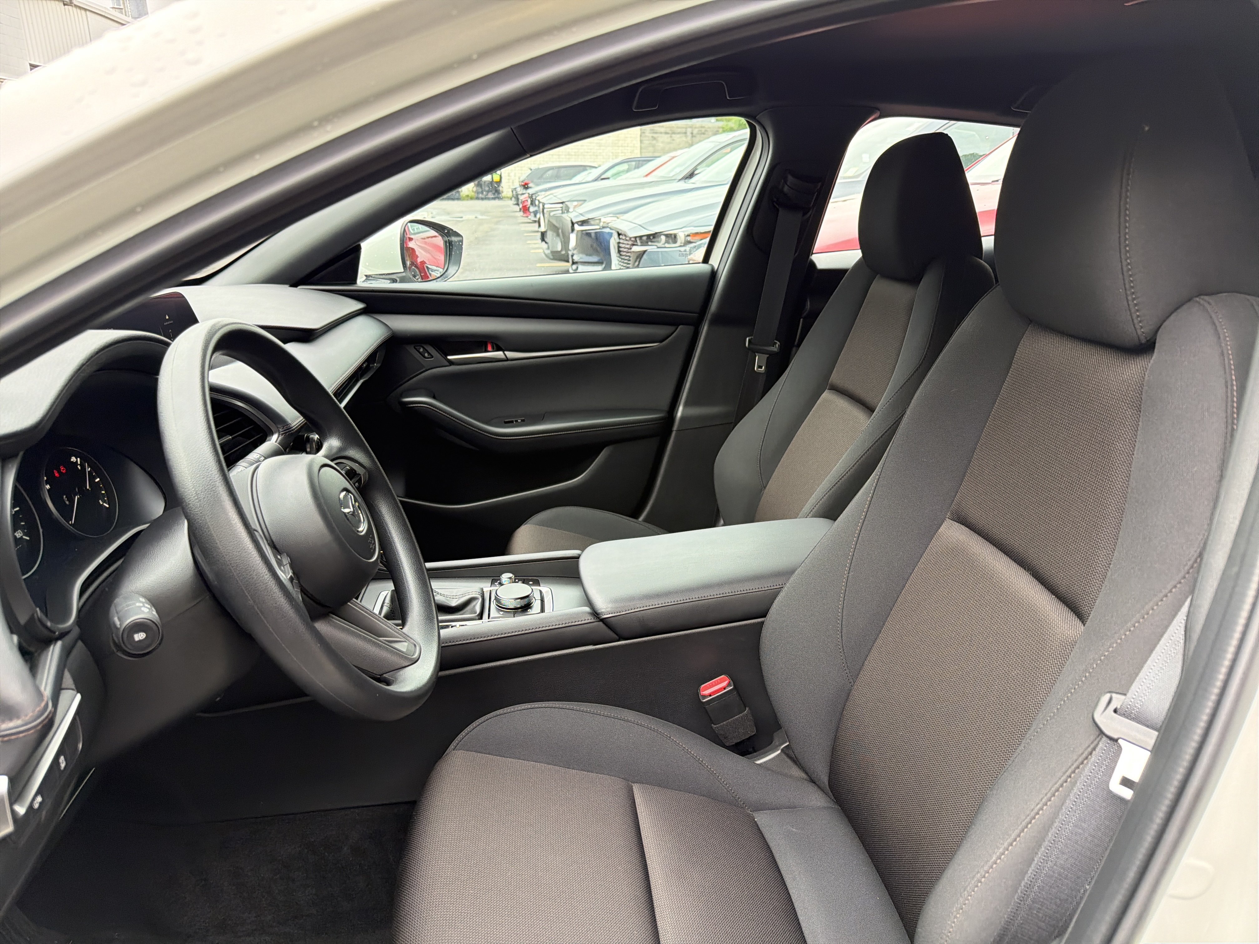 Certified 2025 MAZDA MAZDA3 s FWD image 17