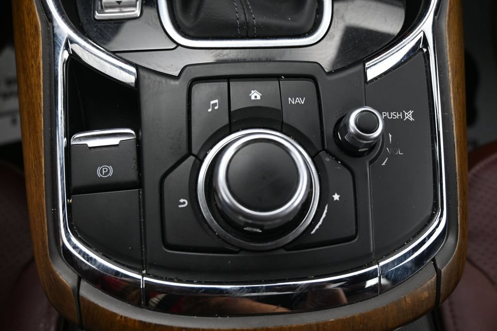Used 2018 MAZDA CX-9 Signature AWD/4WD image 25