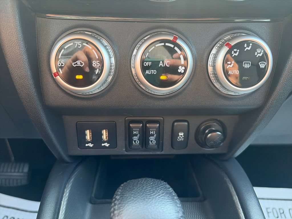 Used 2025 Mitsubishi Outlander Sport SE AWD/4WD image 17